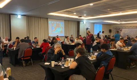Campeonato internacional de xadrez em Manaus realiza disputas entre iniciantes e grandes mestres