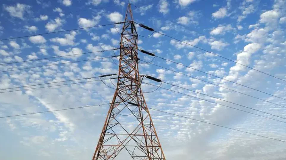 Manutenção programada vai deixar bairros de Manaus sem energia no feriado Corpus Christi