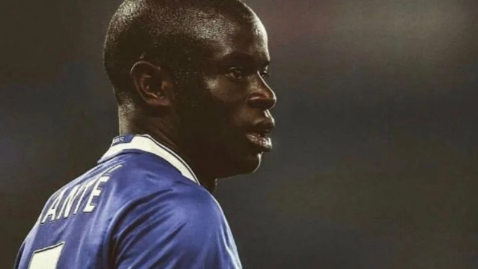 Com lesão nos tendões, Kanté está fora da Copa do Mundo, diz jornal
