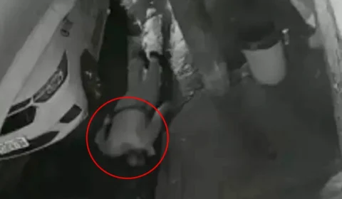 PM é atingido com botijão de gás na cabeça durante abordagem