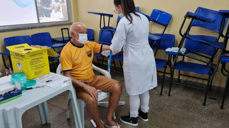 <em>Dia de Combate ao Câncer de Próstata: Saúde alerta população masculina sobre a importância do diagnóstico precoce</em>