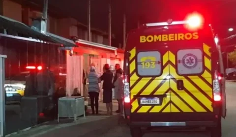 Idoso é assassinado a tiros no portão de casa