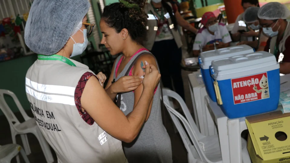 Amazonas registra 276 novos casos de Covid e 8 de varíola dos macacos