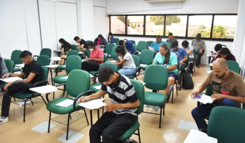 Provas do Vestibular da UEA acontecem neste domingo