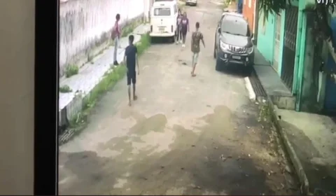 Veja o momento em que bandidos assaltam mulheres no bairro Cidade Nova