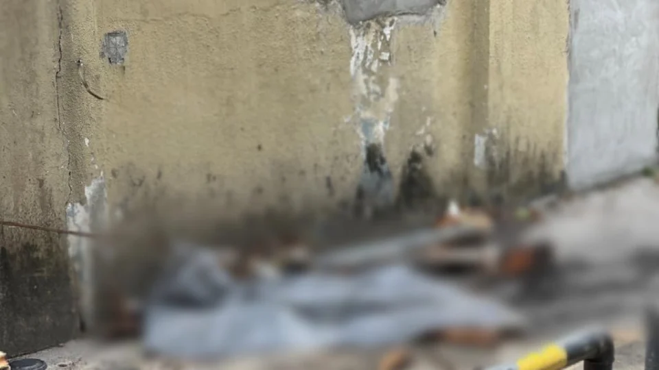 Homem morre após receber descarga elétrica durante tentativa de furto de fiação