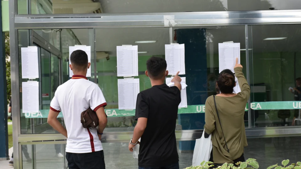 Provas do Vestibular da UEA iniciam neste domingo