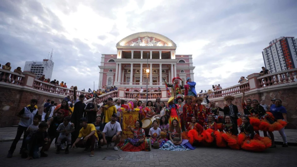 Pluralidade artística marca lançamento da Mostra de Cultura Popular ‘Amyipaguana’, no Largo de São Sebastião