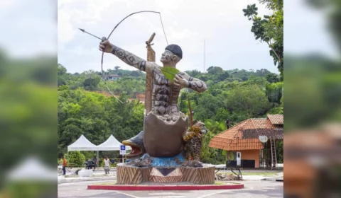 Índio no Cupuaçu de Presidente Figueiredo é escalado para compor álbum de figurinha do MTur