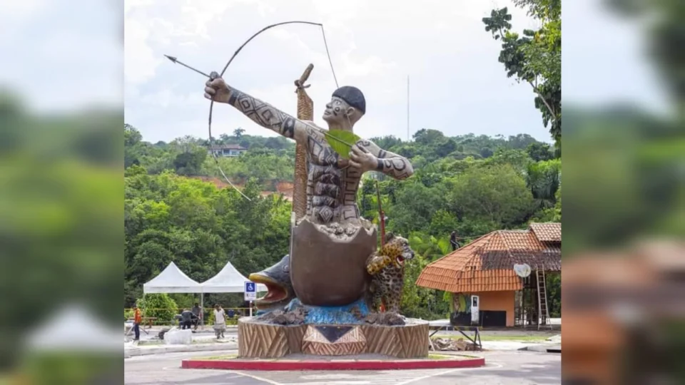 Índio no Cupuaçu de Presidente Figueiredo é escalado para compor álbum de figurinha do MTur