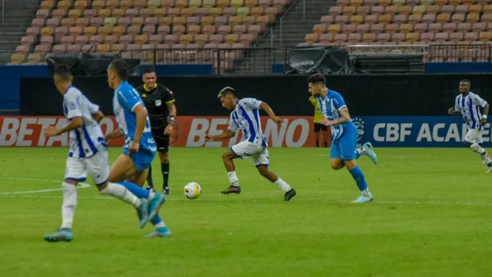Na Arena da Amazônia, São Raimundo e Paysandu empatam em jogo de ida da semifinal da Copa Verde 2022