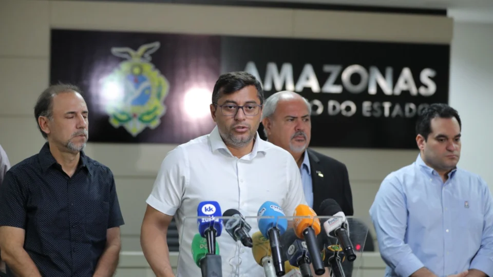Segunda parcela do 13º e antecipação do salário de dezembro geram expectativa de recordes no comércio