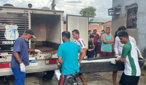 Jovem é morto com uma facada no peito dentro de casa