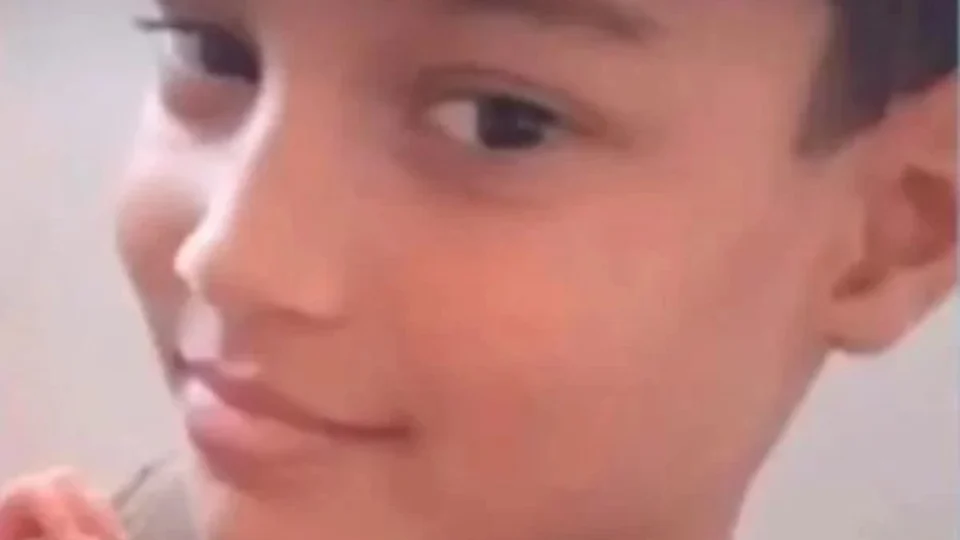 Menino de 10 anos que estava desaparecido é encontrado morto; adolescente de 14 é apreendido