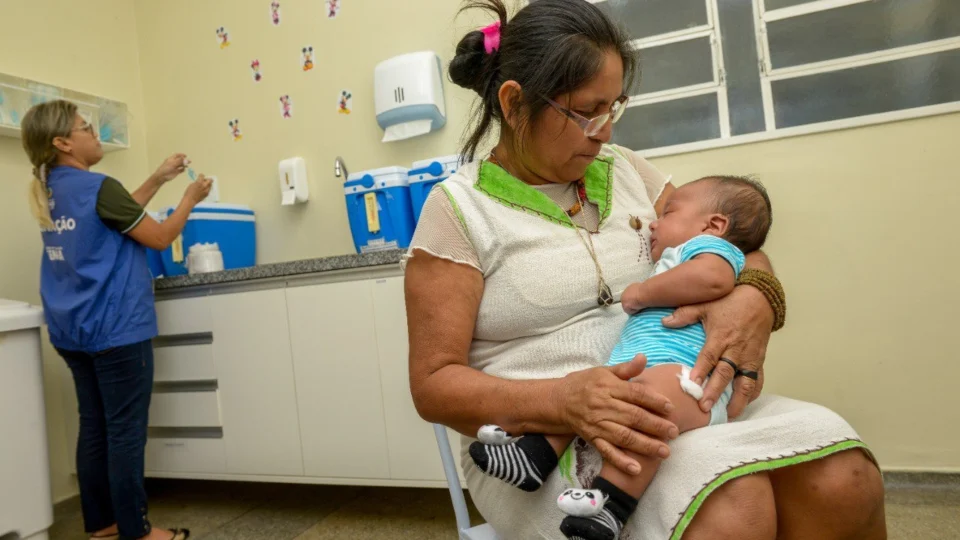 Beneficiários do Auxílio Brasil têm até dezembro para atualizar acompanhamento em UBSs