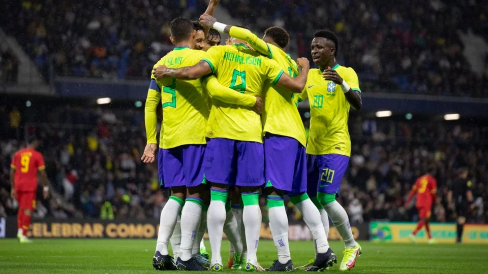 Brasil joga contra Suíça em busca da classificação