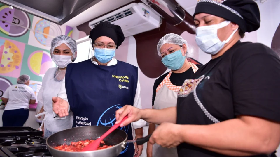 Cetam firma mais de 400 parcerias institucionais em quatro anos