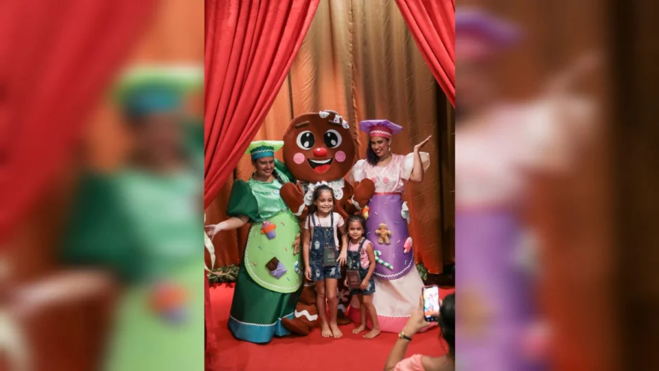 ‘O Mundo Encantado do Natal’ é destaque com a ‘Casa do Biscoito’ e ‘Fábrica do Papai Noel’