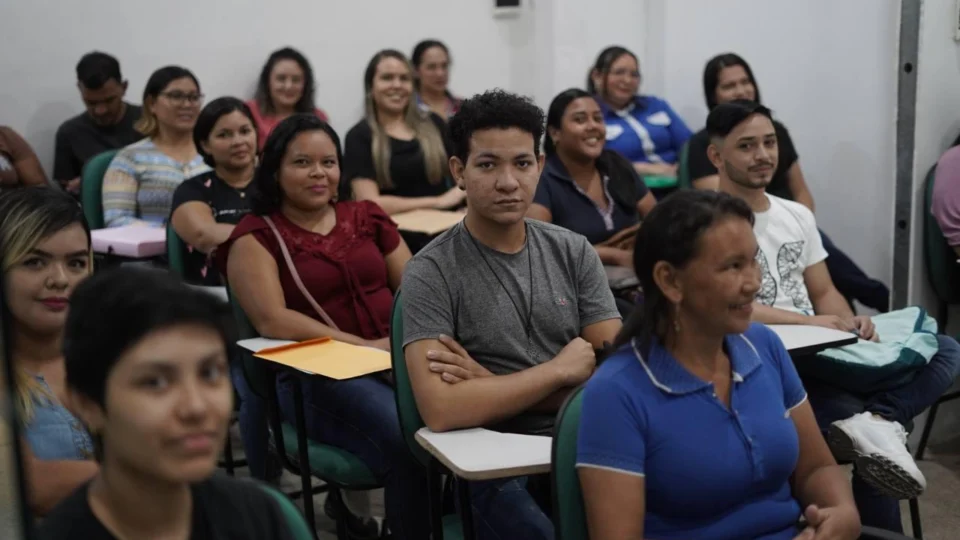 Governo do Amazonas oferece mais de 2 mil vagas para cursos de qualificação