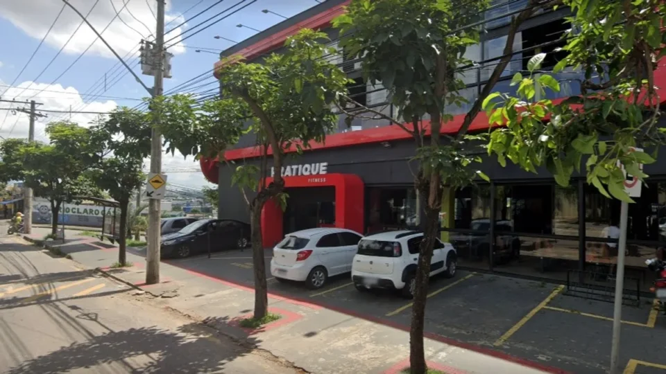 Jovem denuncia importunação sexual durante seleção de estágio