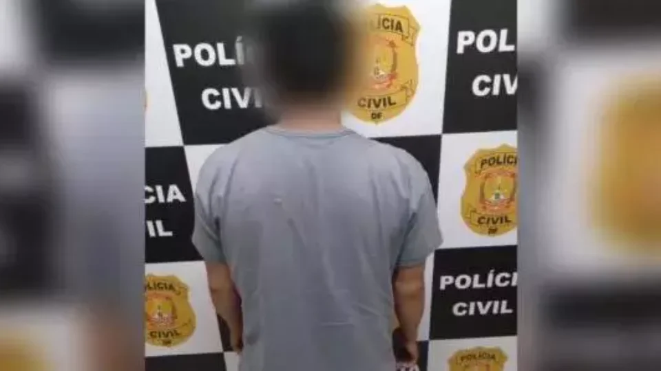 Homem é preso após amarrar, amordaçar e espancar enteada de 4 anos