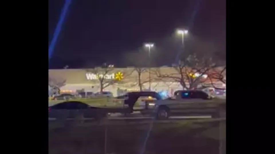 Tiroteio deixa 7 mortos em loja da Walmart nos Estados Unidos