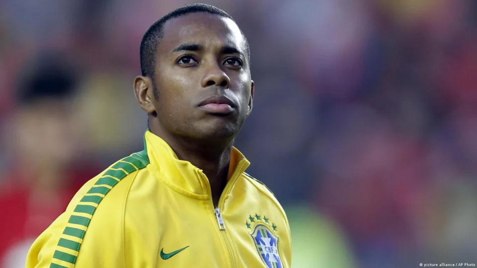 Brasil nega extradição do ex-jogador Robinho à Itália