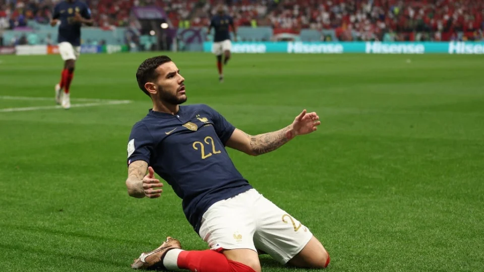 França derrota Marrocos e garante vaga na final contra a Argentina