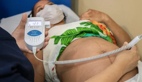 Manaus tem 147 mil beneficiários do Auxílio Brasil com dados de saúde desatualizados