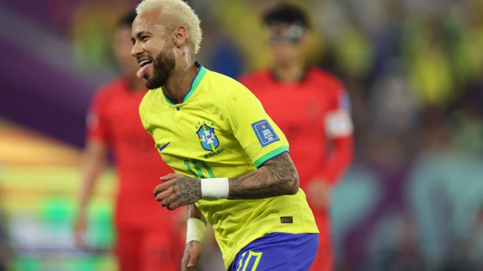 Neymar elogia jogo coletivo da seleção e agradece carinho da torcida