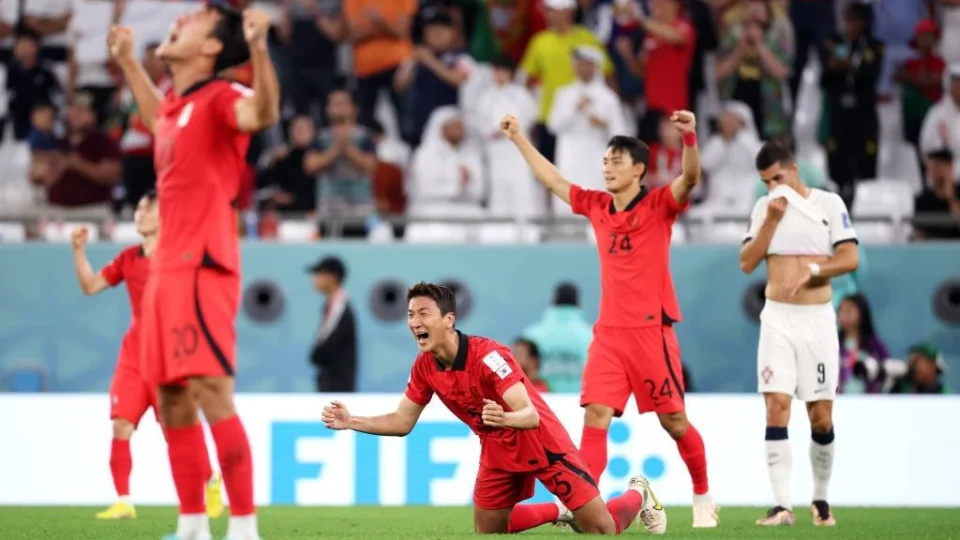 Coreia do Sul vence Portugal de virada, se classifica e elimina Uruguai