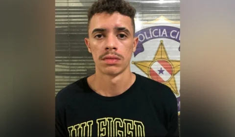 Jovem é morto a tiros dentro de barbearia