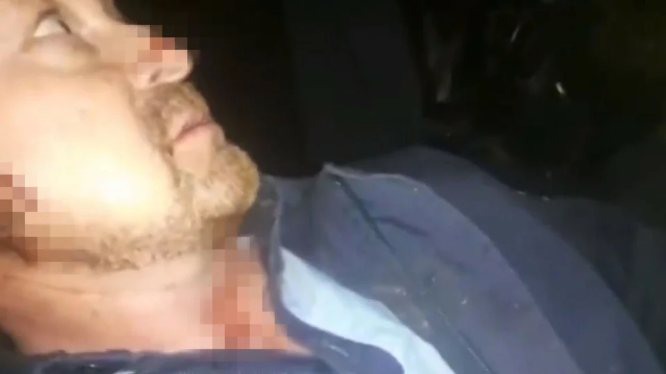 Caminhoneiro soterrado faz vídeo enquanto espera ajuda