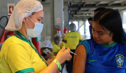 Copa na Arena: Saúde destaca importância de atualizar o esquema vacinal contra a Covid-19