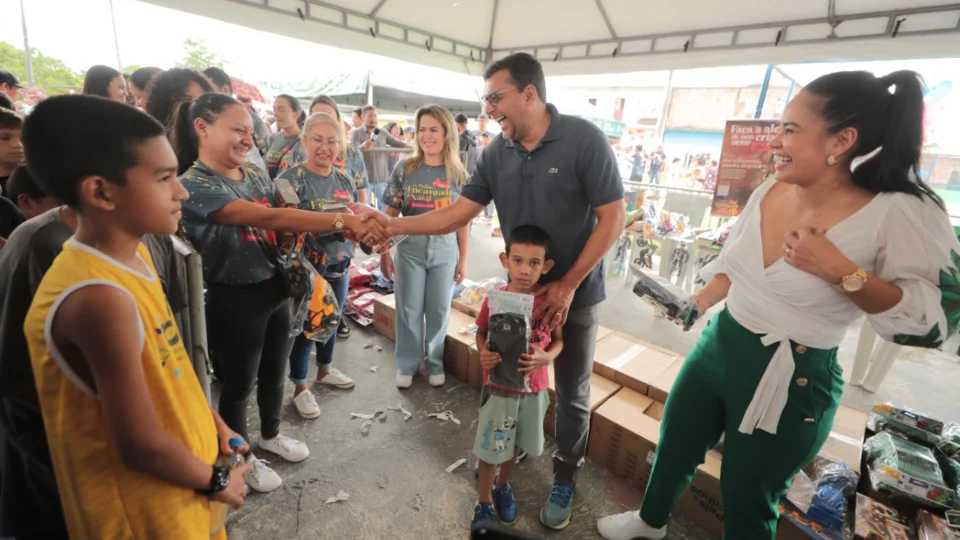 Wilson Lima dá início ao ‘Natal Itinerante’, que passará por bairros, instituições filantrópicas e municípios