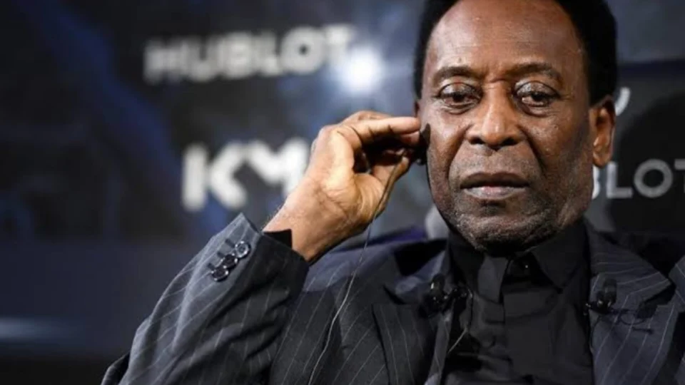 Pelé reage bem ao tratamento contra infecção respiratória e segue estável