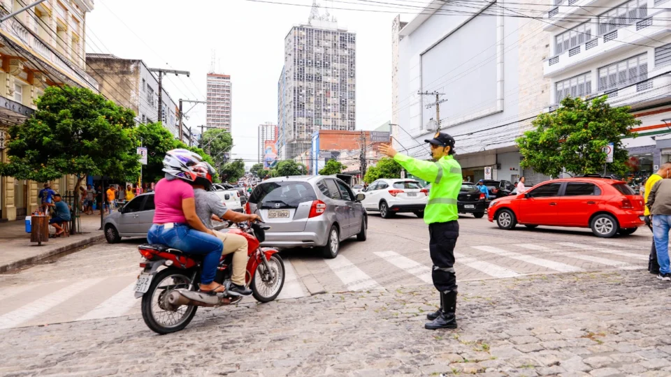 Missa altera trânsito na área central de Manaus nesta quinta-feira
