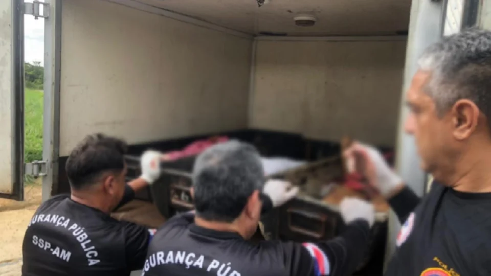 Família é executada dentro de casa em Iranduba