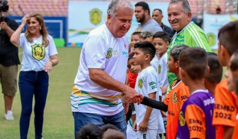 Craques do passado e do futuro brilham na final da Copa Zico em Manaus