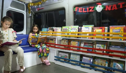 Com mais de 12 mil visitantes, Biblioteca Volante é sucesso de público durante temporada natalina