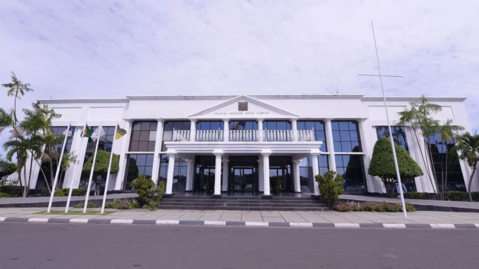 Governo de Roraima paga salário dos servidores amanhã (22)