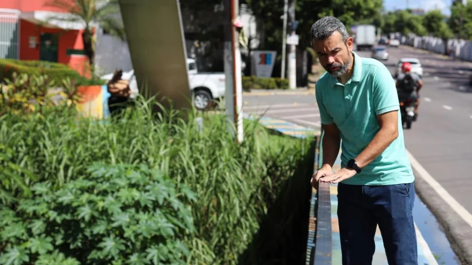 Ponte do Passeio do Mindu é revitalizada após solicitação de Peixoto
