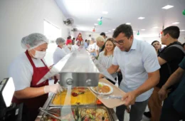 Unidades do Prato Cheio terão almoço gratuito neste sábado, véspera de Natal