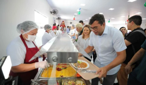 Unidades do Prato Cheio terão almoço gratuito neste sábado, véspera de Natal