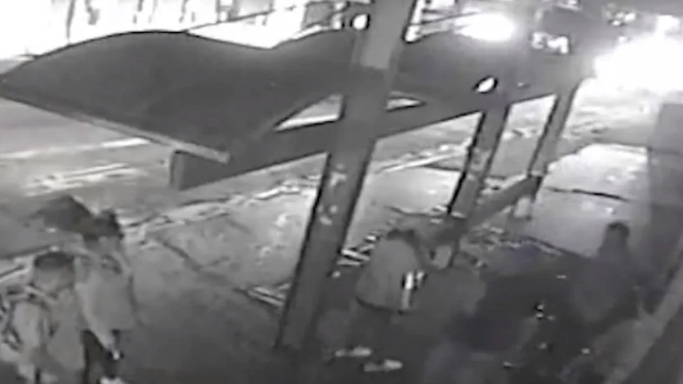 Homem mata chapeiro a pauladas por causa de x-salada