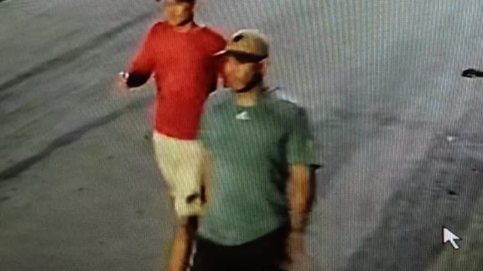 Criminosos roubam mercadinho e carro no bairro Cidade de Deus