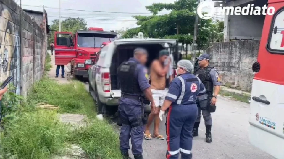 Indivíduo realiza roubo em restaurante mas acaba capturado e espancado por populares