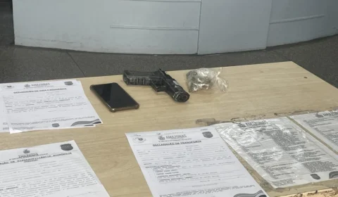 Trio é preso após roubar mulher na zona Norte de Manaus