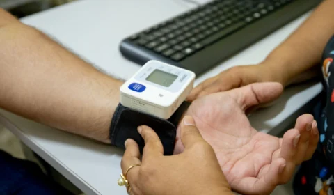 Escola de Saúde Pública anuncia seleção para curso de especialização com ênfase na Saúde da Família