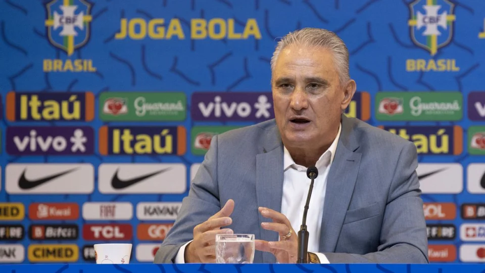 Tite diz que usará equipe alternativa diante de Camarões